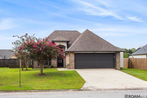 41433 Waterstone Ave, Prairieville, LA, 70769-5778 | Card Image