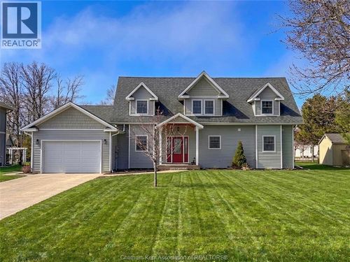 18334 Marine Park Dr, Morpeth, ON, N0P1X0 | Card Image