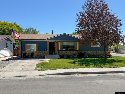 301 15th St, Riverton, WY, 82501-3811 | Card Image