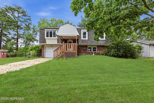 3 Cherokee Dr, Browns Mills, NJ, 08015-6155 | Card Image