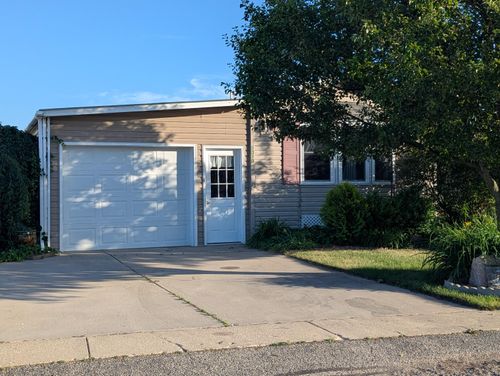 1310 Windridge Ln, Fremont, MI, 49412-9194 | Card Image