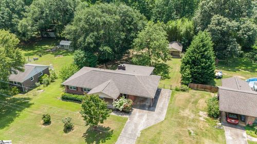 620 Creighton Dr, Taylors, SC, 29687-3624 | Card Image