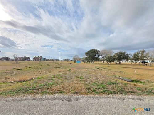 95 Stovall Dr, Palacios, TX, 77465 | Card Image