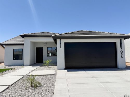 5085 E Los Olivos Dr, San Luis, AZ, 85336 | Card Image