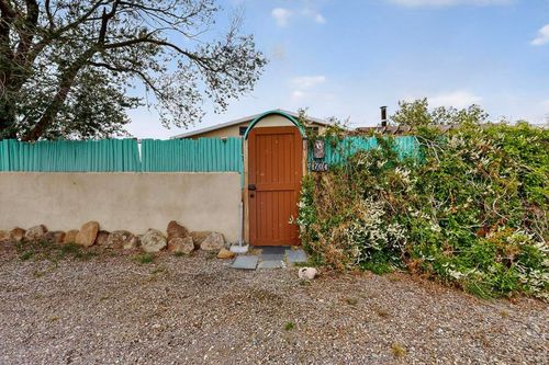704 Elm St, Magdalena, NM, 87825 | Card Image