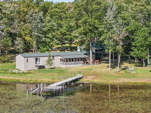 8143 Meadow Lake Rd Sw, Motley, MN, 56466-2087 | Card Image