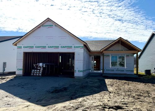 5026 Easton Dr, Oregon, OH, 43616-3024 | Card Image