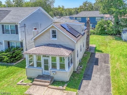 23 Garfield Rd, Parsippany, NJ, 07054-3916 | Card Image