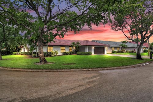 200 Nw 121st Ter, Coral Springs, FL, 33071-8040 | Card Image