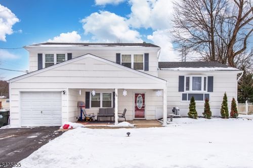 14 Bordeaux Dr, Flanders, NJ, 07836-9552 | Card Image