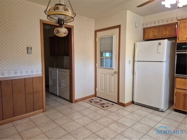 1100 Cherry Ln, House other with 3 bedrooms, 2 bathrooms and 2 parking in Findlay OH | Image 19