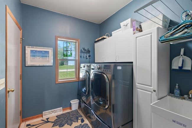 W10975 Lake View Dr, House other with 4 bedrooms, 3 bathrooms and null parking in Lodi WI | Image 14