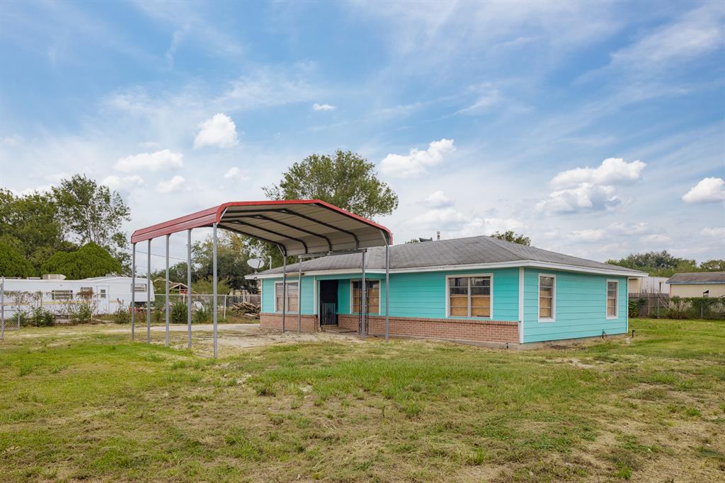 Wade Rd, Baytown, TX 77521
