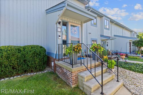 71-1715 N River Road, St Clair Township, MI, 48079 | Card Image