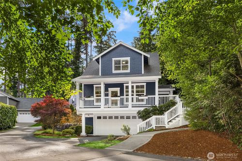 10290 Ruddy Duck Ln, Bainbridge Island, WA, 98110-2971 | Card Image