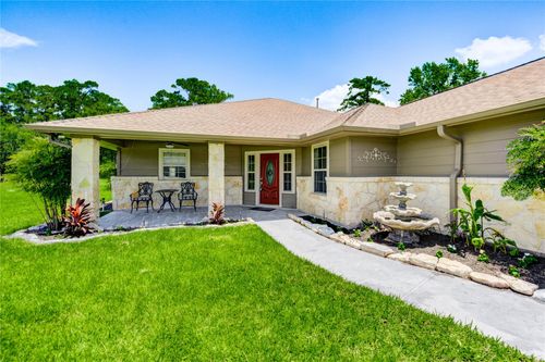 37 Wildwood Lake Dr, Huntsville, TX, 77340-1414 | Card Image