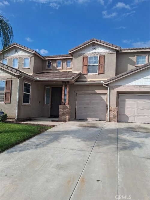 26928 Commons Dr, Moreno Valley, CA, 92555-3721 | Card Image