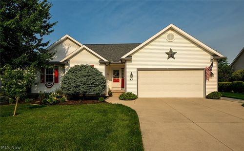 43 Sioux Dr, Rittman, OH, 44270-1919 | Card Image