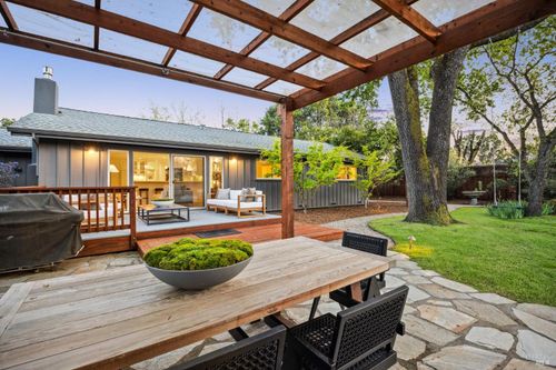 1079 Verano Ave, Sonoma, CA, 95476-5313 | Card Image