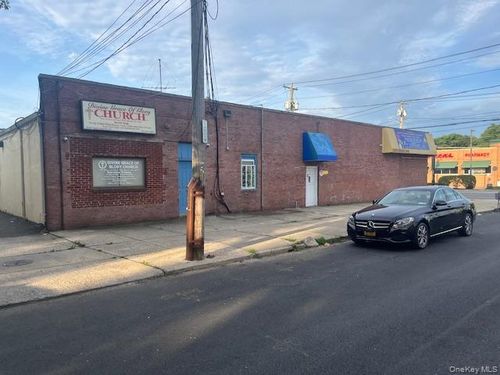 1951 Grand Ave, North Baldwin, NY, 11510-2848 | Card Image