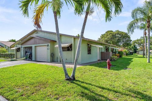 1736 Palmland Dr, Boynton Beach, FL, 33436-6046 | Card Image