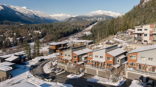 41324 Horizon Dr, Squamish, BC, V8B0Y7 | Card Image
