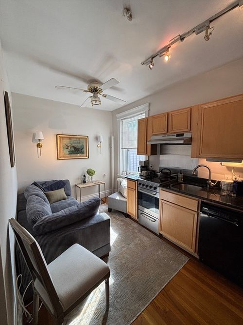apt-22-35 Queensberry St, Boston, MA, 02215-5026 | Card Image