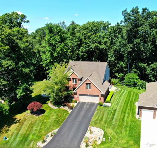 1087 Preservation Dr, Tecumseh, MI, 49286-8664 | Card Image