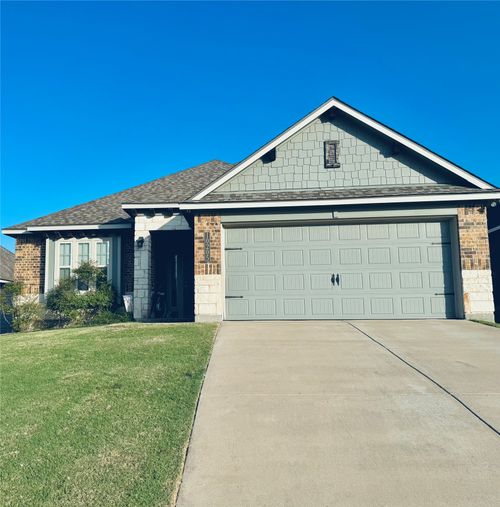 10205 Omni Dr, Waco, TX, 76708-9611 | Card Image