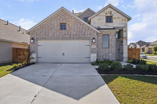 100 Danielson St, Liberty Hill, TX, 78642-2790 | Card Image