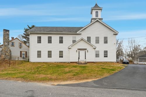 4 Ware Rd, Killingly, CT, 06241-1224 | Card Image