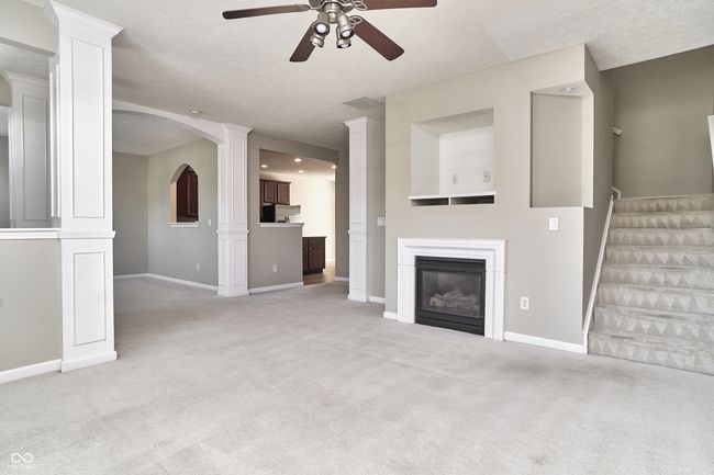 13499 Molique Blvd, Townhouse with 2 bedrooms, 3 bathrooms and null parking in Fishers IN | Image 27