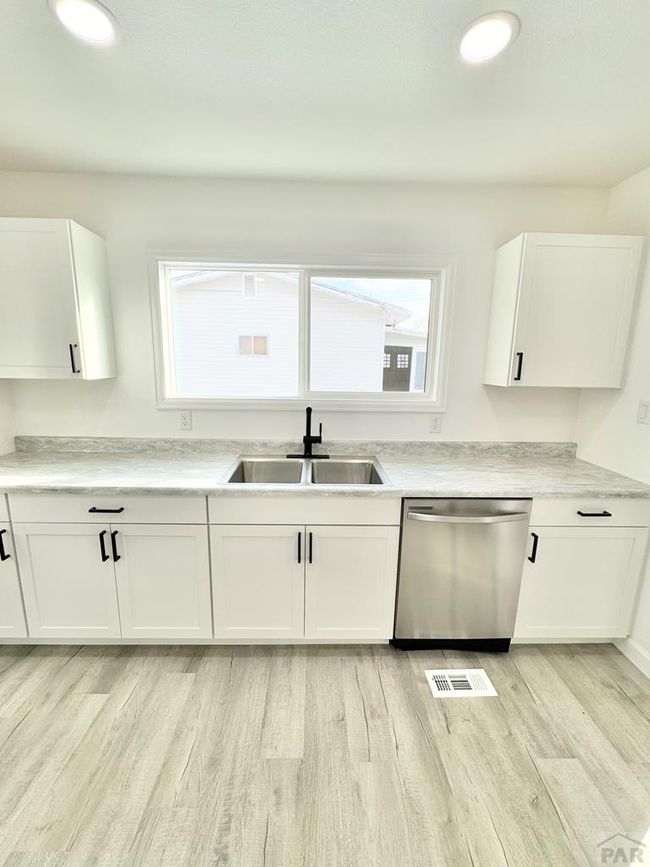 433 Grove Ave, House other with 5 bedrooms, 2 bathrooms and 2 parking in Las Animas CO | Image 14