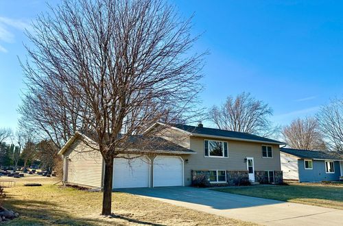 407 Kaye St, Tyler, MN, 56178-1117 | Card Image