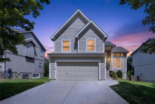16222 157th Ter, Olathe, KS, 66062-3744 | Card Image
