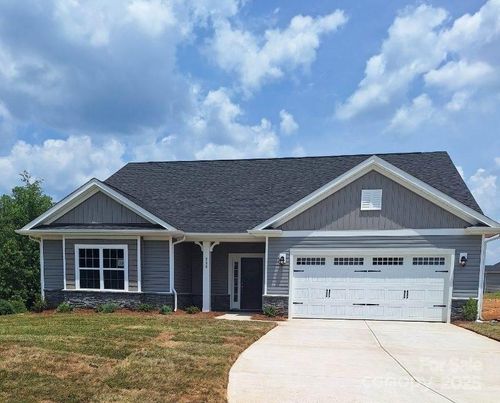 39-230 Mountain Island Dr, Statesville, NC, 28677-9817 | Card Image