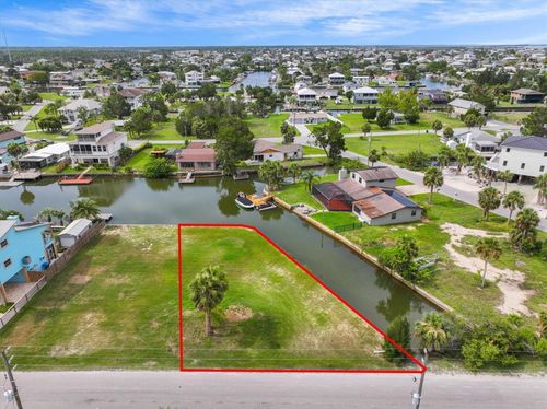 3608 Eagle Nest Dr, HERNANDO BEACH, FL, 34607-2708 | Card Image