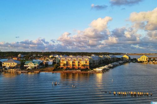 4b-918 Delchamps Ave, Dauphin Island, AL, 36528-4477 | Card Image