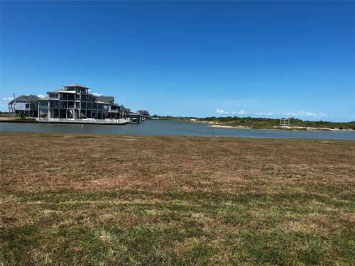 57 Water Ky, Hitchcock, TX, 77563-4241 | Card Image