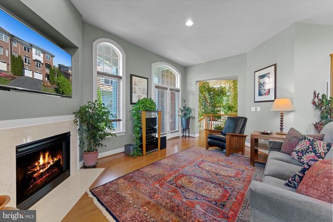 19070 Arroyo Ter, Townhouse with 4 bedrooms, 5 bathrooms and null parking in Lansdowne VA | Image 25