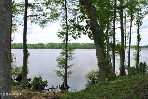 154-172 W Royal Way, Merry Hill, NC, 27957 | Card Image