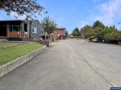 173 Salem Heights Ave Se, Salem, OR, 97302-4622 | Card Image