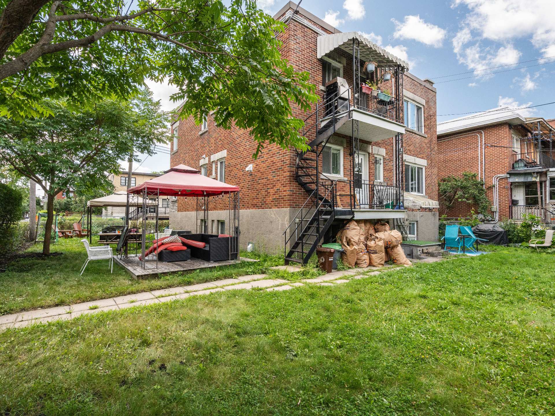 Residential Income in Montréal (Ahuntsic-Cartierville) 4