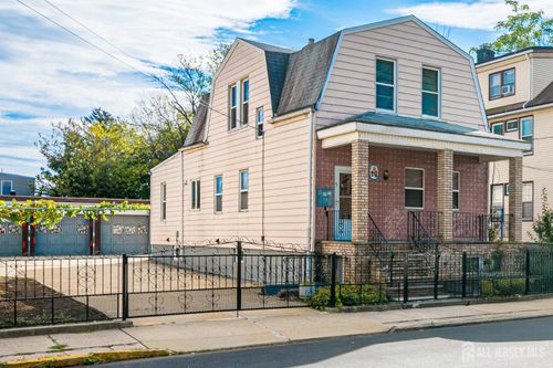 5 Norwood Ave, Irvington, NJ, 07111-4141 | Card Image