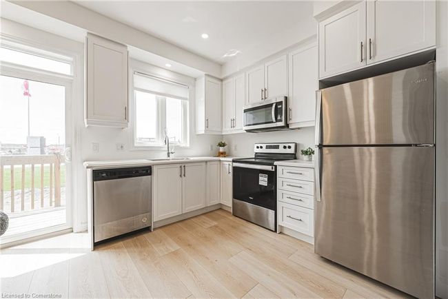 29 - 61 Soho St, Townhouse with 3 bedrooms, 3 bathrooms and 2 parking in Stoney Creek ON | Image 10