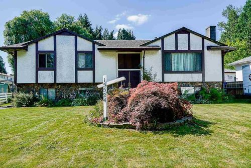 15524 105a Ave, Surrey, BC, V3R1S6 | Card Image