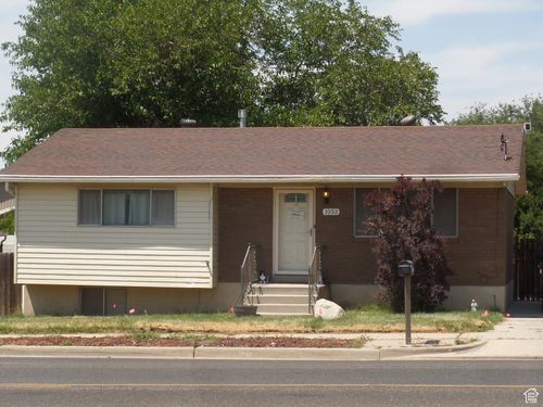 1053 E 10600 S, Sandy, UT, 84094-4707 | Card Image