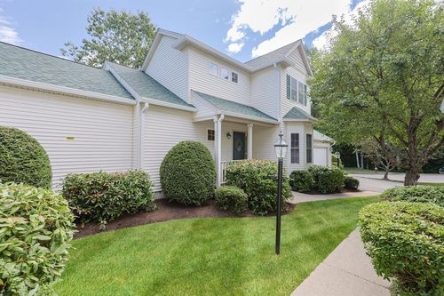 13-13 Village Cir, Milford, MA, 01757-1379 | Card Image