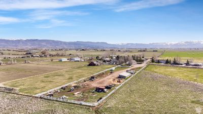 1980 Casperville Rd, House other with 5 bedrooms, 3 bathrooms and 6 parking in Heber City UT | Image 2