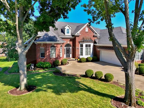 4117 Heartwood Rd, Lexington, KY, 40515-1842 | Card Image